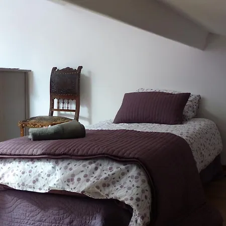 Le Chanelou 3* La Piarre